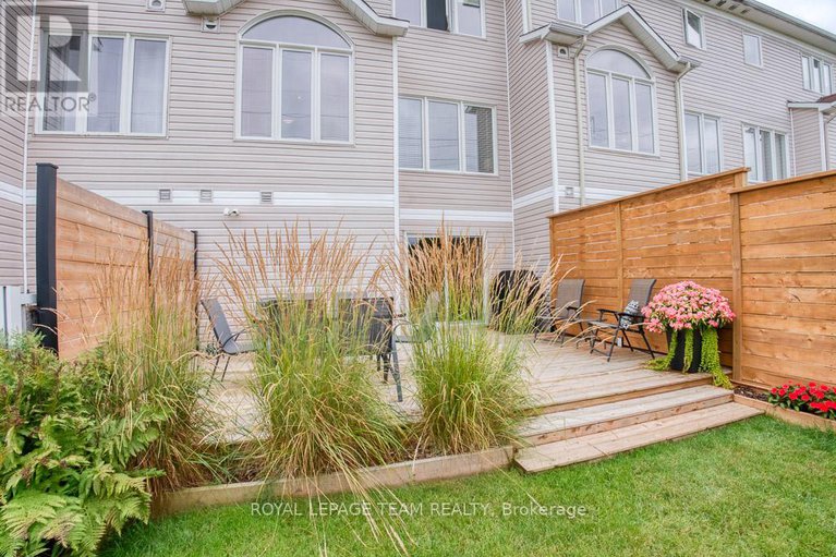 28808574/292-forestbrook-street/morgans-grantsouth-march/ottawa/ontario/K2K0B9_34