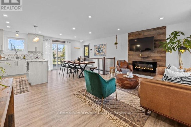 29519849/2462-dunning-road/cumberland-west/ottawa/ontario/K0A3E0_15