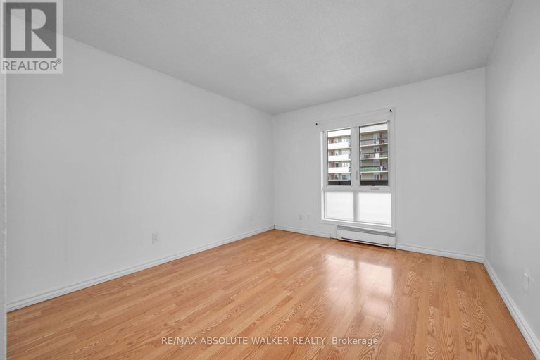 28617680/1606-158c-mcarthur-avenue/vanier/ottawa/ontario/K1L8E7_14