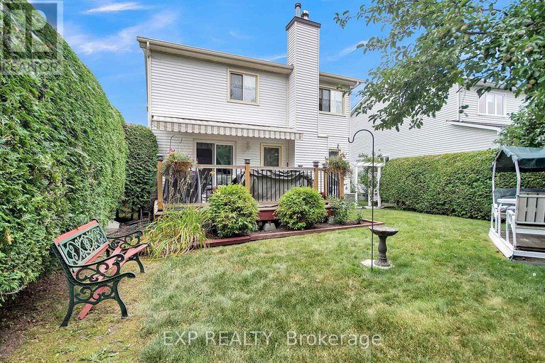 28705639/2104-gardenway-drive/fallingbrookgardenway-south/ottawa/ontario/K4A3K2_17