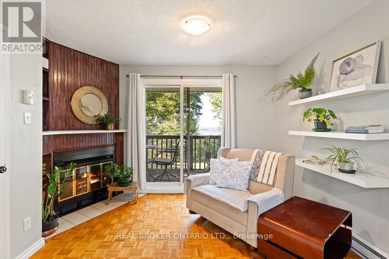 28929397/3-20-kempster-avenue/britannia/ottawa/ontario/K2B8B2_18