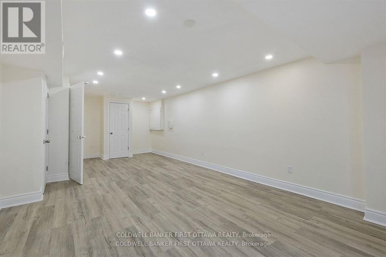 28737270/107-columbia-avenue/hunt-club/ottawa/ontario/K1V1Z3_40