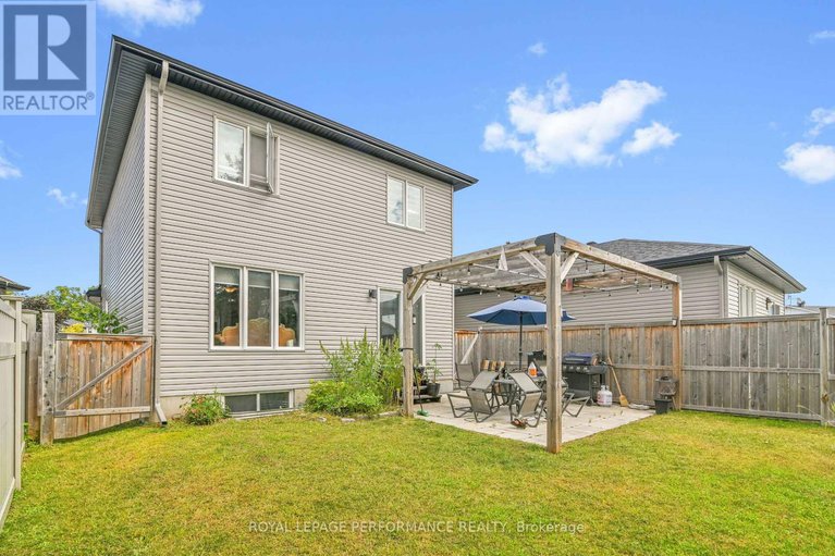 28812434/609-robert-street/town-of-rockland/clarence-rockland/ontario/K4K1E8_25