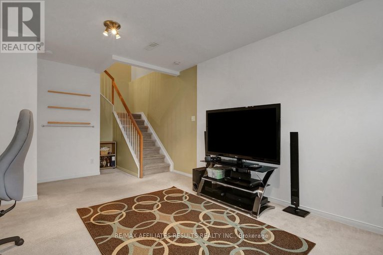 28826412/97-flowertree-crescent/emerald-meadowstrailwest/ottawa/ontario/K2M2R7_35