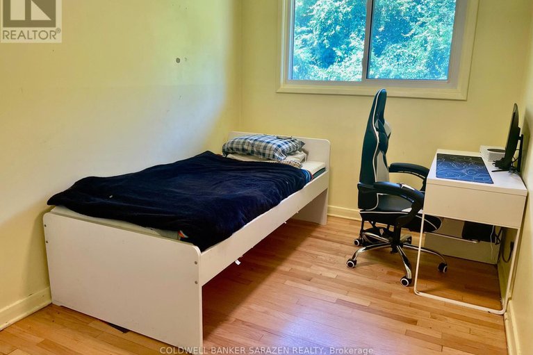 28588729/18-stinson-avenue/lynwood-village/ottawa/ontario/K2H6N1_11