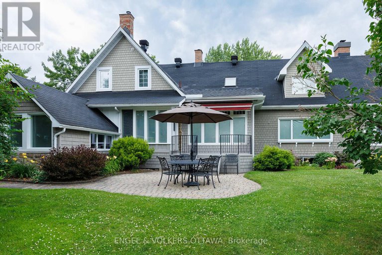 28738761/233-strathburn-street/almonte/mississippi-mills/ontario/K0A1A0_6