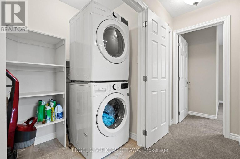 29138541/2248-watercolours-way/half-moon-bay/ottawa/ontario/K2J6R2_23