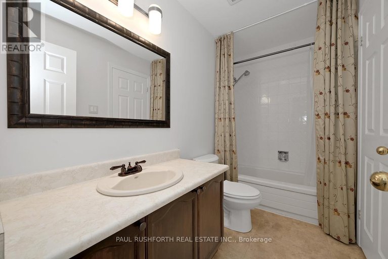 29543920/62-topley-crescent/hunt-club-park/ottawa/ontario/K1G4M7_29