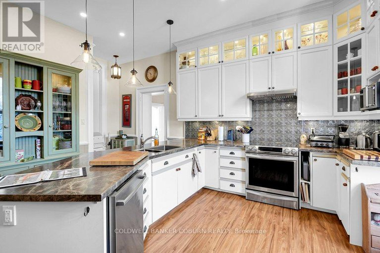 29067774/35-lakeshore-drive/morrisburg/south-dundas/ontario/K0C1X0_13