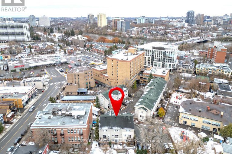 29137648/4-schoolhouse-private/lindenlea/ottawa/ontario/K1M2J5_40