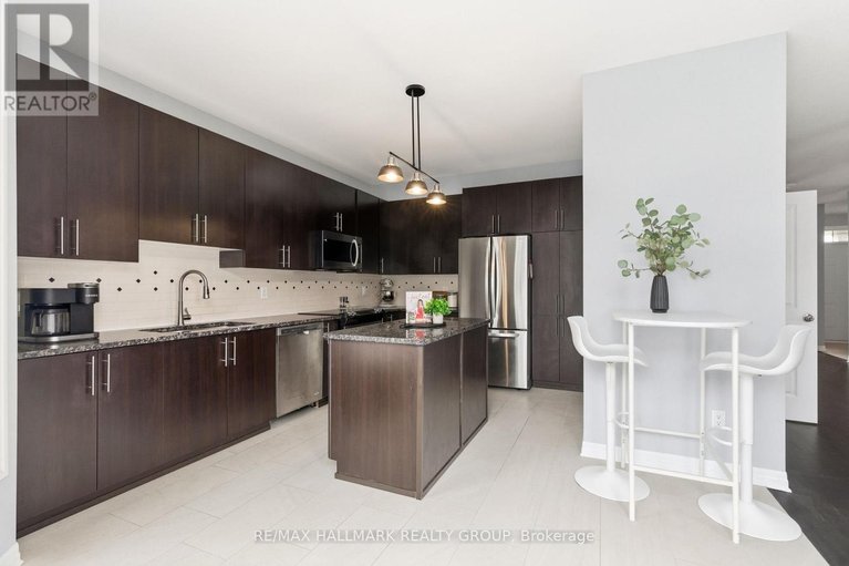 29279127/677-sunburst-street/leitrim/ottawa/ontario/K1T0L2_29