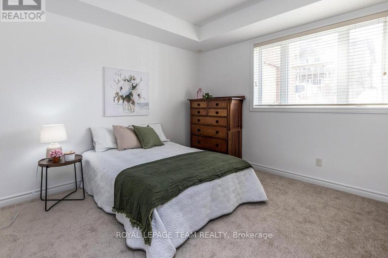 28018586/b-1113-stittsville-main-street/stittsville-north/ottawa/ontario/K2S0C8_16