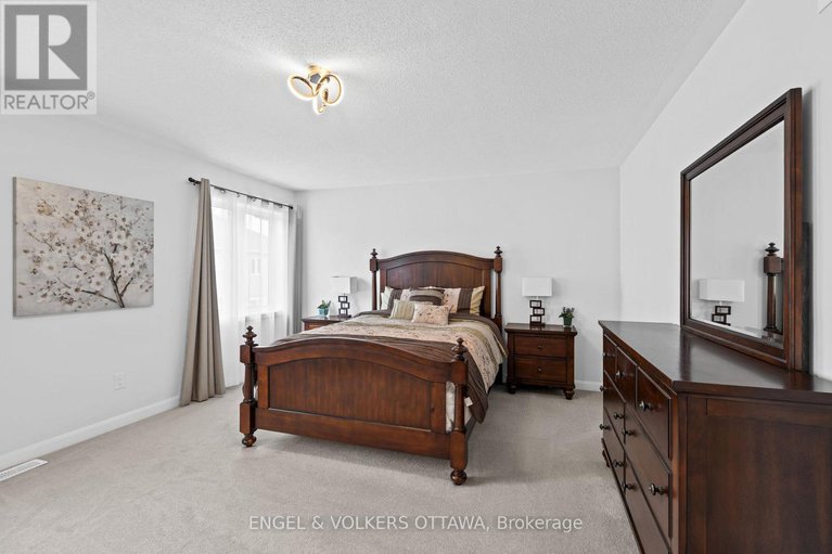 28695565/195-alex-polowin-avenue/half-moon-bay/ottawa/ontario/K2J6E8_18