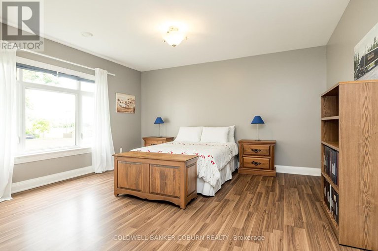 28595870/515-west-lake-circle/huntley-ward-south-east/ottawa/ontario/K0A1L0_39