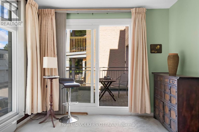 28776813/b-183-cumberland-street/lower-townbyward-market/ottawa/ontario/K1N7H2_24
