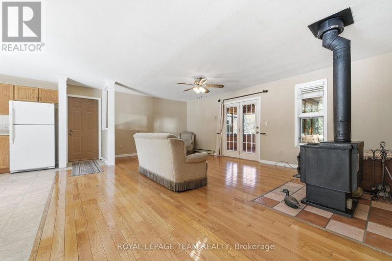 29606230/5202-mcdonlads-corners-road/lanark-highlands-dalhousie-twp/lanark-highlands/ontario/K0G1M0_18