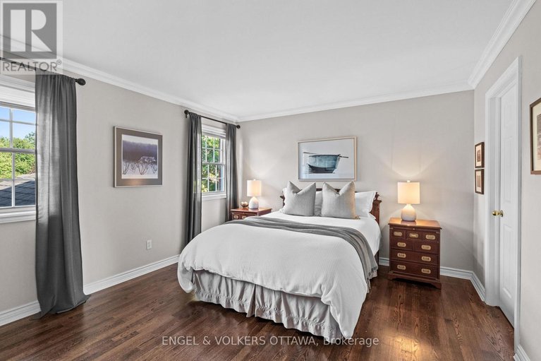 28923868/5557-pettapiece-crescent/manotick-village-manotick-estates/ottawa/ontario/K4M1C5_32