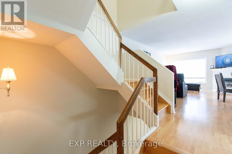 29000780/54-sheppards-glen-avenue/emerald-meadowstrailwest/ottawa/ontario/K2M2M9_4
