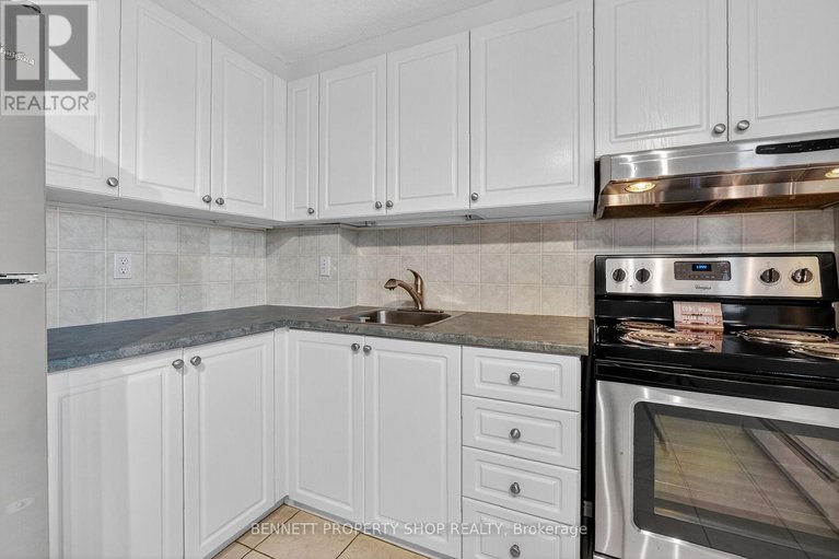 28981552/1015-915-elmsmere-road/beacon-hill-south/ottawa/ontario/K1J8H8_35