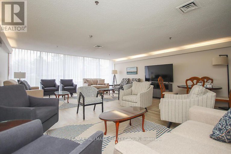 28580775/2201-1081-ambleside-avenue/woodroffe/ottawa/ontario/K2B8C8_36