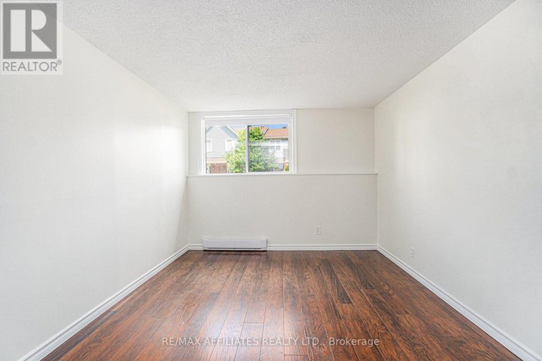 28674338/114-6532-bilberry-drive/orleans-wood/ottawa/ontario/K1C4N9_16