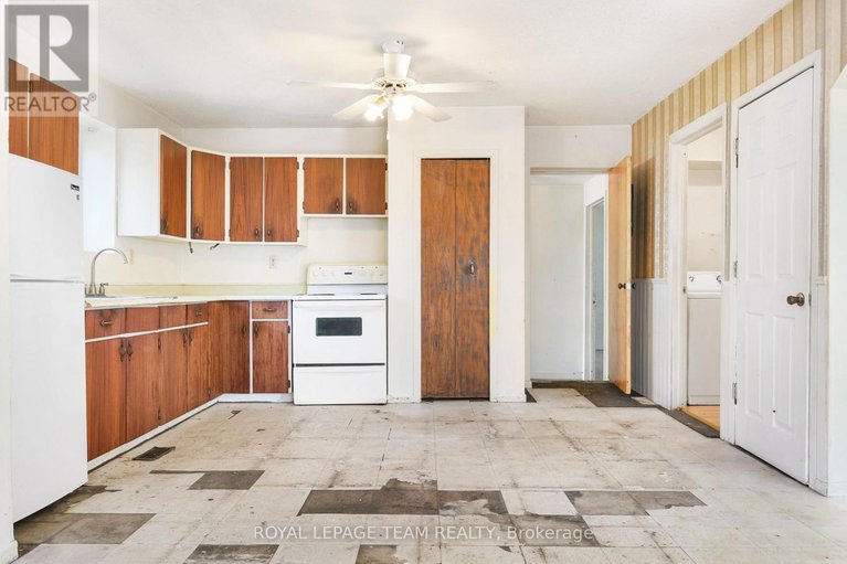 28871191/161-rivington-street/carp/ottawa/ontario/K0A1L0_7
