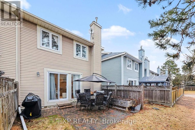 29593810/358-valade-crescent/fallingbrookpineridge/ottawa/ontario/K4A2V7_32