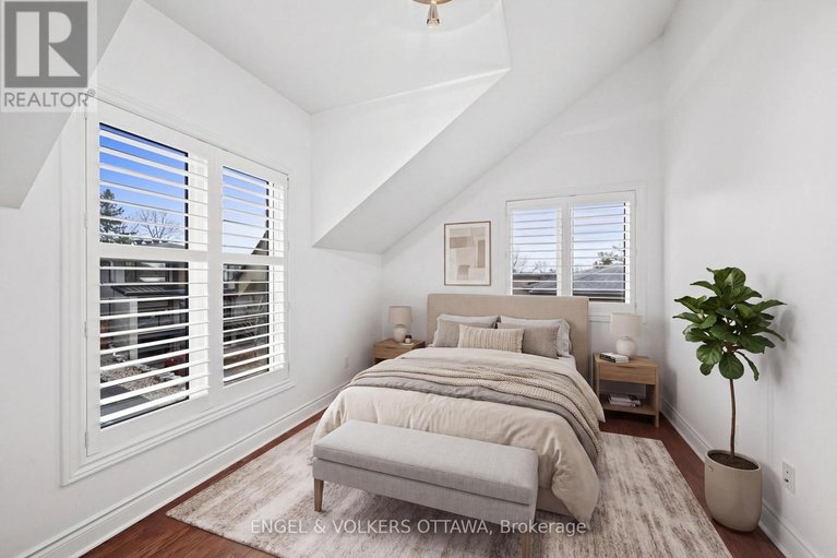 29614138/249-atlantis-avenue/westboro-west/ottawa/ontario/K2A1X9_22