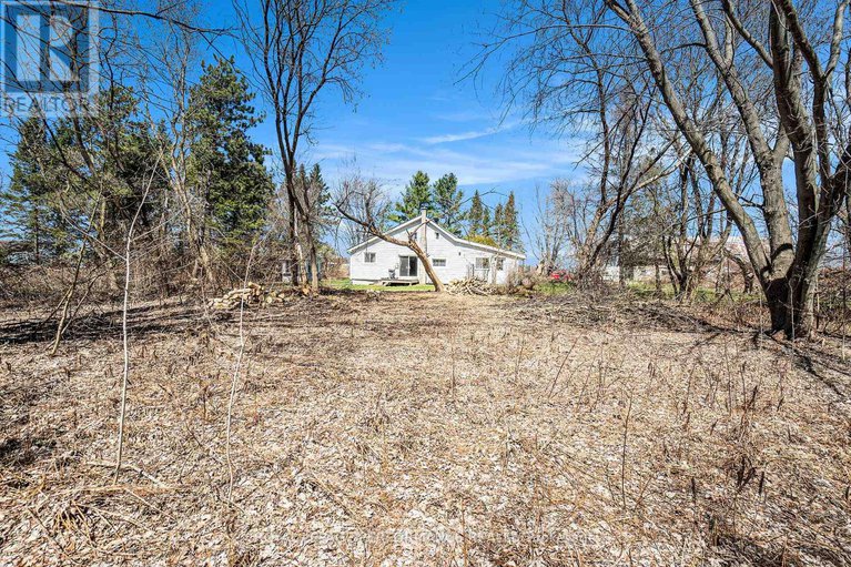 28244627/3383-champlain-street/clarencerockland-twp/clarence-rockland/ontario/K0A1E0_8
