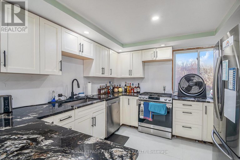 29056706/16015-county-2-road/long-sault/south-stormont/ontario/K0C1P0_9