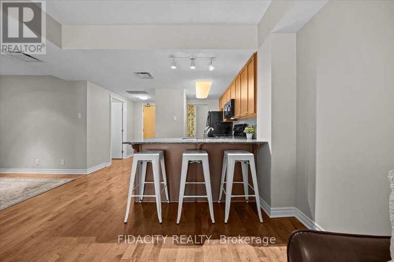 29280264/417-200-lett-street/west-centre-town/ottawa/ontario/K1R0A7_8