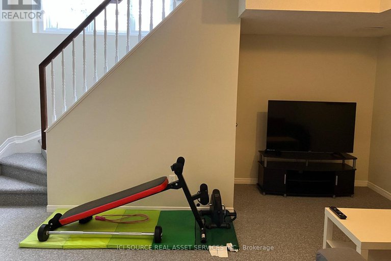 29406144/1493-lynx-crescent/fallingbrookpineridge/ottawa/ontario/K4A3Y9_29