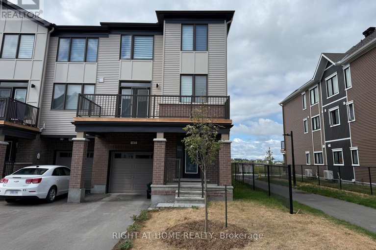 28775885/42-stitch-mews/goulbourn-twp-from-franktown-rdsouth-to-rideau/ottawa/ontario/K0A2Z0_1