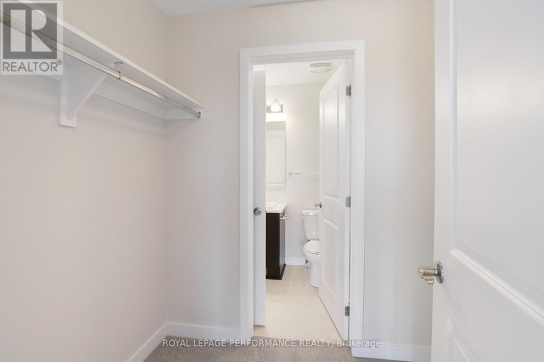 29146990/1220-flycatcher-private/blossom-parkkemp-parkfindlay-creek/ottawa/ontario/K1X0M7_25