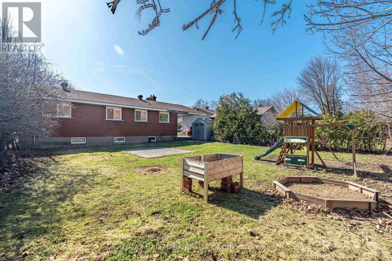 29626483/17-wolmsley-crescent/meadowlandscrestview/ottawa/ontario/K2G1J3_39