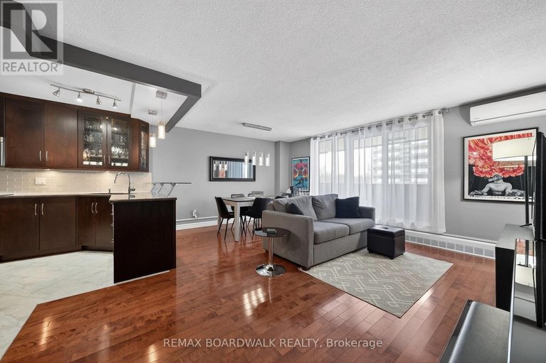 29509704/704-1785-frobisher-lane/riverview-park/ottawa/ontario/K1G3T7_6