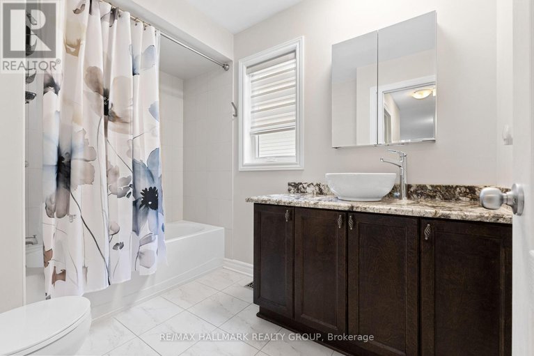 28628034/112-gracewood-crescent/blossom-parkkemp-parkfindlay-creek/ottawa/ontario/K1T0J5_39