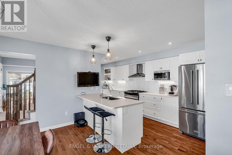 28244397/2635-half-moon-bay-road/stonebridge/ottawa/ontario/K2J0Y9_12