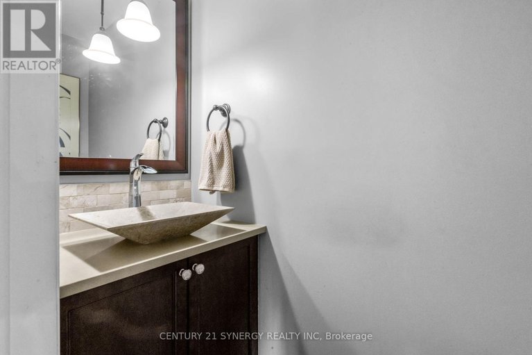 29653237/40-brockington-crescent/tanglewood/ottawa/ontario/K2G4K2_24