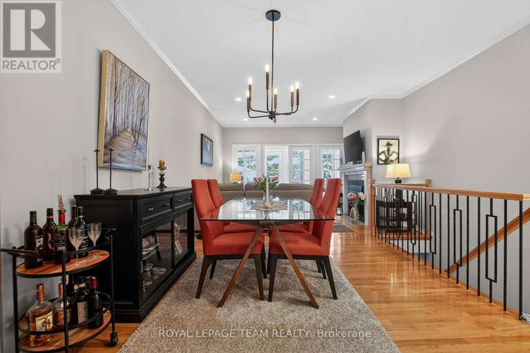 29466819/20-river-oaks-court/stittsville-central/ottawa/ontario/K2S1L3_16