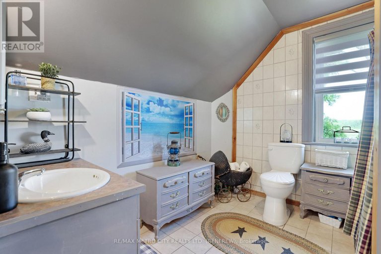 28446152/155-storie-road/horton-twp/horton/ontario/K7V3Z8_17