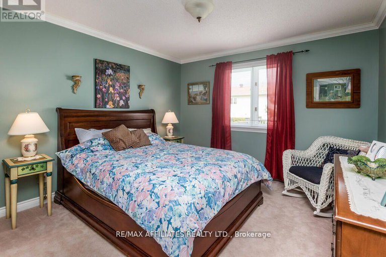 28461946/32-mika-street/stittsville-north/ottawa/ontario/K2S1K8_15