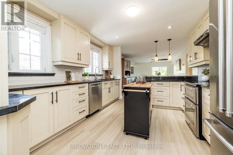 28867397/33-arnold-drive/arbeatha-park/ottawa/ontario/K2H6V8_18