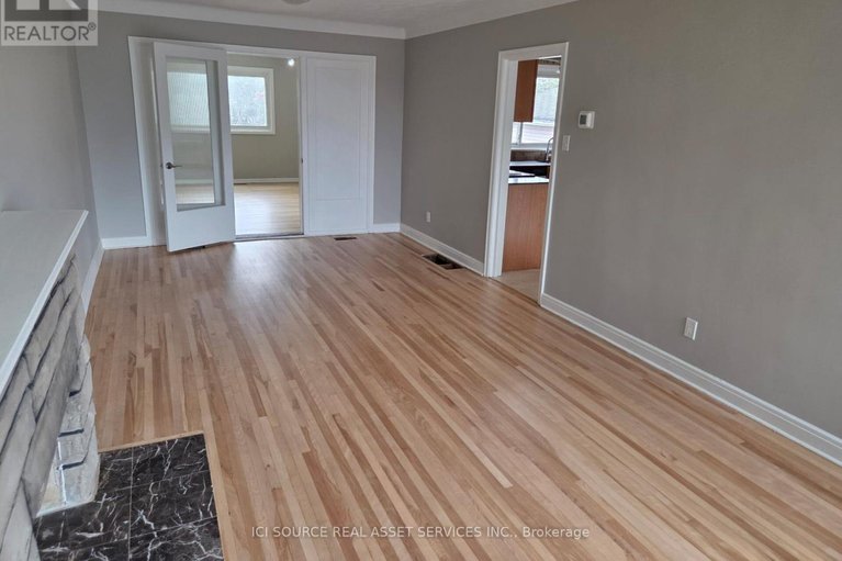 29555442/30-sunnycrest-drive/city-viewskylinefisher-heightsparkwood-hills/ottawa/ontario/K2E5Y2_7