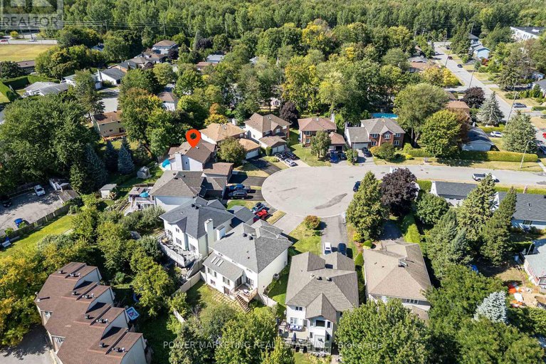 29131275/5722-kemplane-court/blackburn-hamlet-south/ottawa/ontario/K1W1B8_44