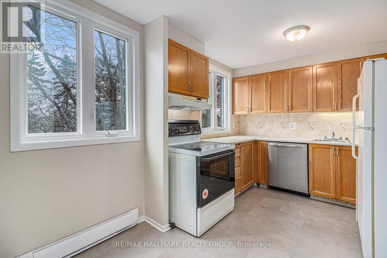 29126202/b-6716-jeanne-darc-boulevard-n/convent-glen-north/ottawa/ontario/K1C6E9_8