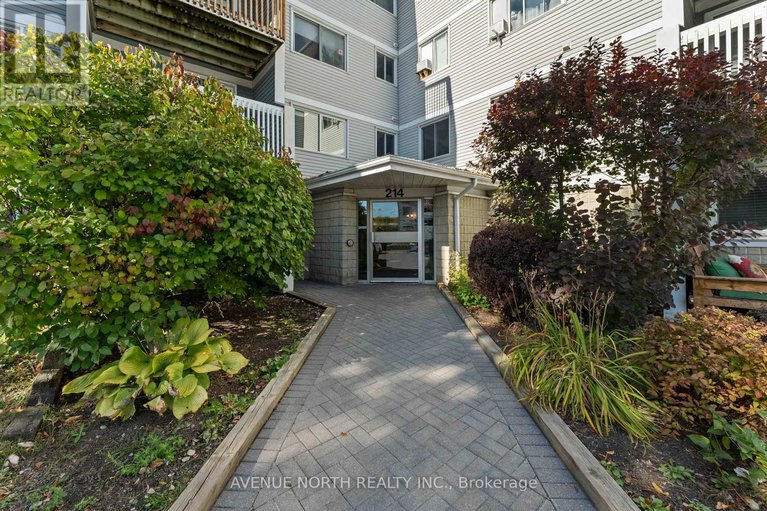 29011609/200-214-viewmount-drive/borden-farmstewart-farmcarleton-heightsparkwood-hills/ottawa/ontario/K2E7X3_4