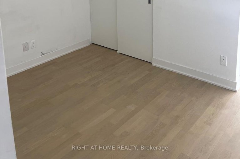 28239966/705-203-catherine-street/ottawa-centre/ottawa/ontario/K2P1J5_8