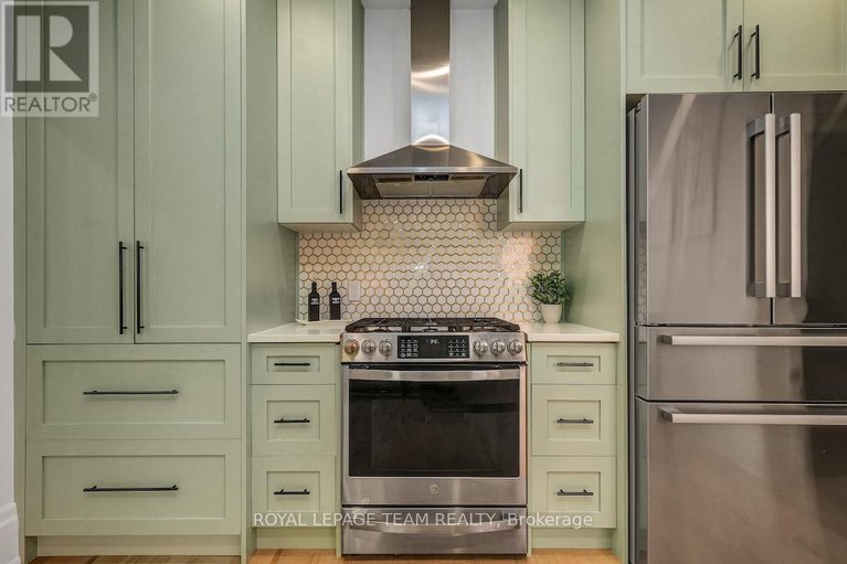 28980703/8-pretoria-avenue/glebe/ottawa/ontario/K1S1W7_17