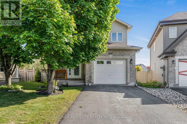 29664919/229-mica-crescent/town-of-rockland/clarence-rockland/ontario/K4K0E3_1